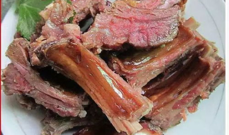 腊排骨,传统美食的腌制与烹饪艺术